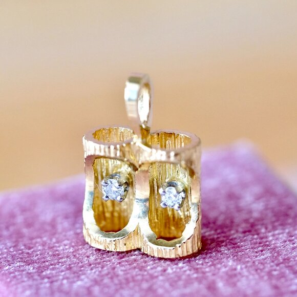 14K Real Yellow Gold Bark Finish Set with Genuine Diamonds Pendant - Picture 2 of 12